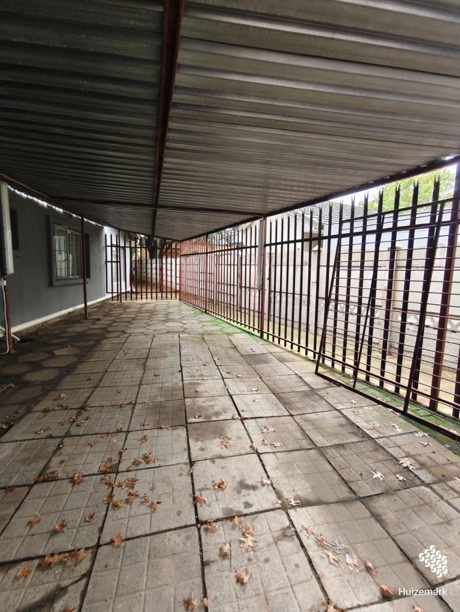 5 Bedroom Property for Sale in Sasolburg Ext 4 Free State